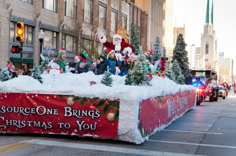 Tulsa Christmas Parade Oklahoma's Official Travel